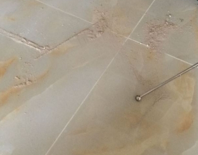 莲湖瓷砖空鼓维修公司分享粘合剂选择不当在瓷砖铺贴过程中可能导致以下问题
