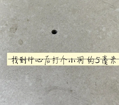 莲湖瓷砖空鼓维修公司专业解答在瓷砖铺贴过程中，如果砂料搅拌不均匀，将会带来以下问题